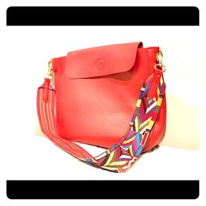 Stylish red medium handbag